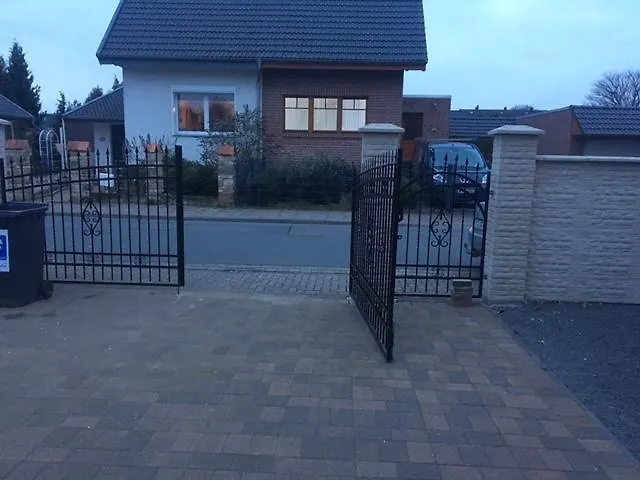 公寓 Ferienwohnung Schwarze Heide 汉诺威